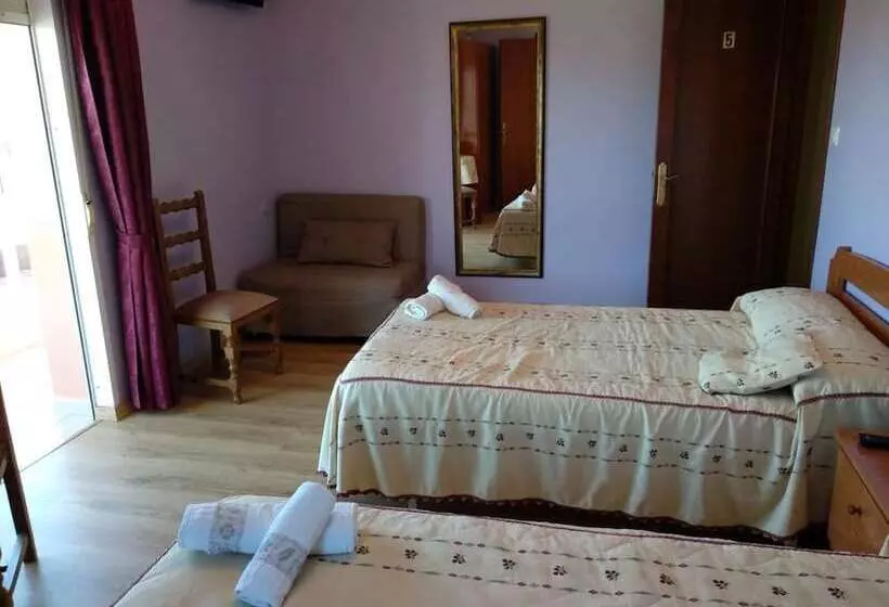 Hostal Cachiño