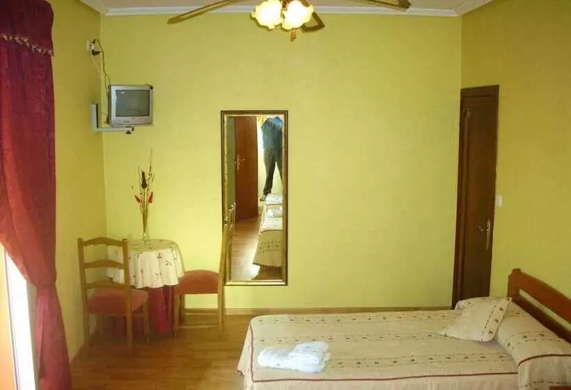 Hostal Cachiño
