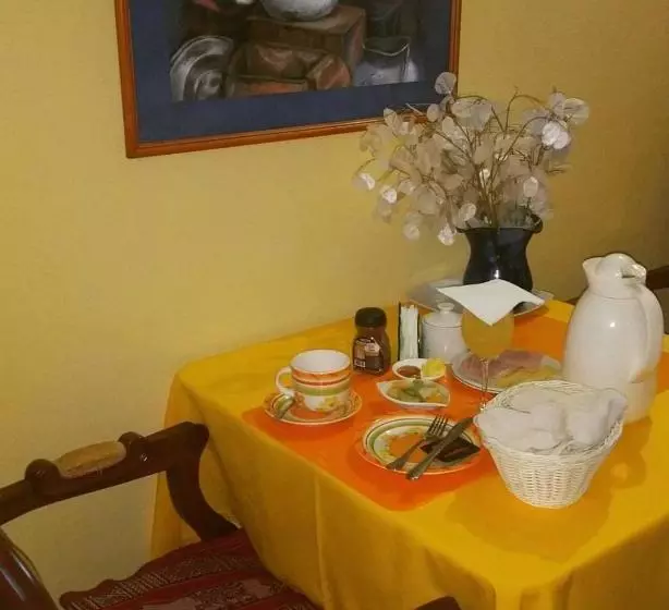 Hostelli La Paskana B & B