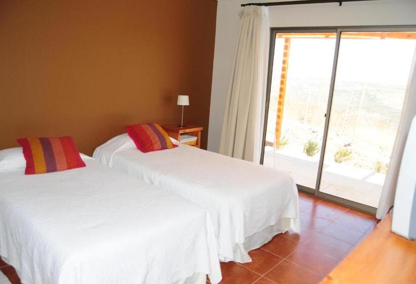 בית מלון כפרי Altos De Tuqui