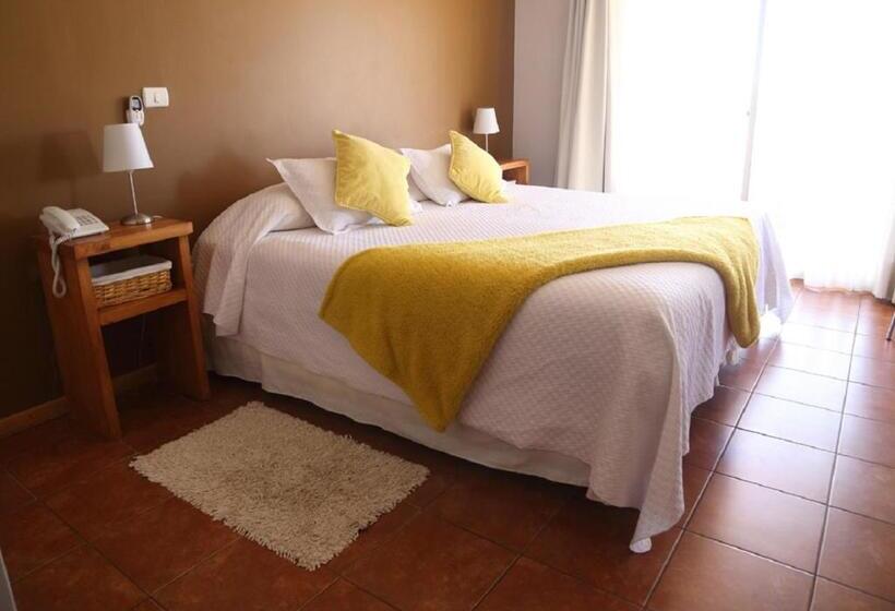 בית מלון כפרי Altos De Tuqui