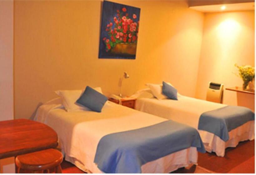 בית מלון כפרי Altos De Tuqui