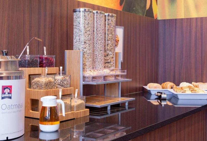 Hotel Fairfield Inn & Suites By Marriott New York Queens/fresh Meadows