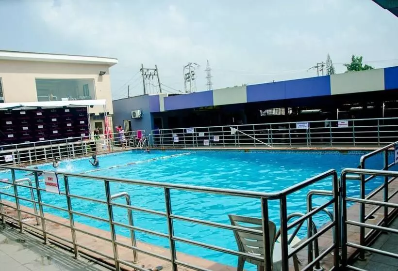 هتل Havannah Suites & Conference Centre