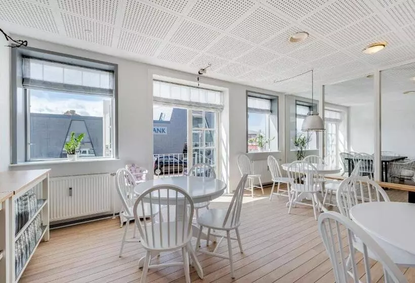Hotel Hvide Sande