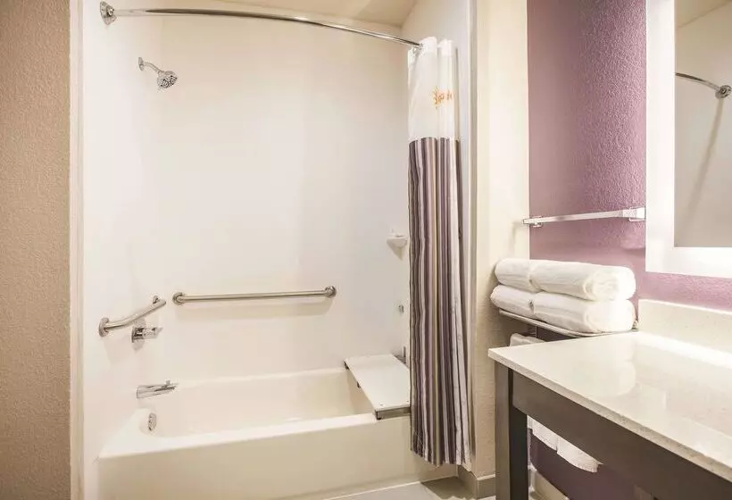 ホテル La Quinta By Wyndham Dallas Plano The Colony