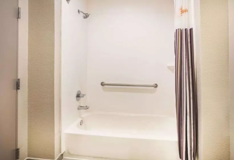 ホテル La Quinta By Wyndham Dallas Plano The Colony