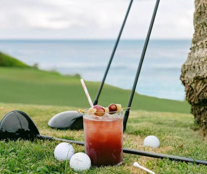 هتل The Loren At Pink Beach