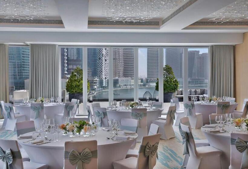 酒店 The St. Regis Downtown, Dubai