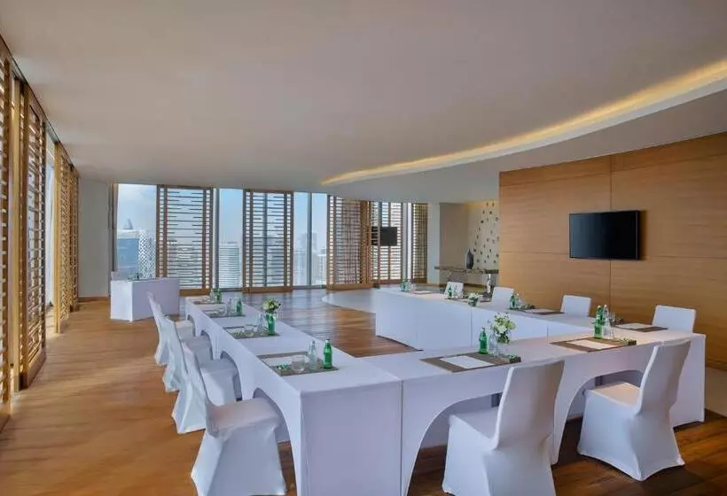 Hotelli The St. Regis Downtown, Dubai