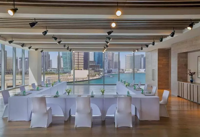 Hotelli The St. Regis Downtown, Dubai