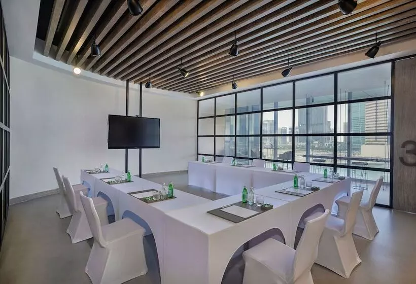 Hotelli The St. Regis Downtown, Dubai