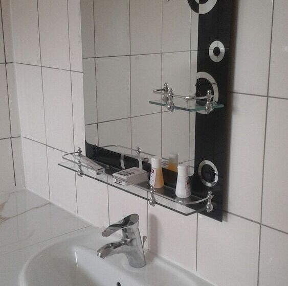 Kangle Plaza Hotel – Ngen Junction