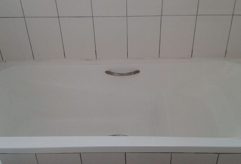 Kangle Plaza Hotel – Ngen Junction