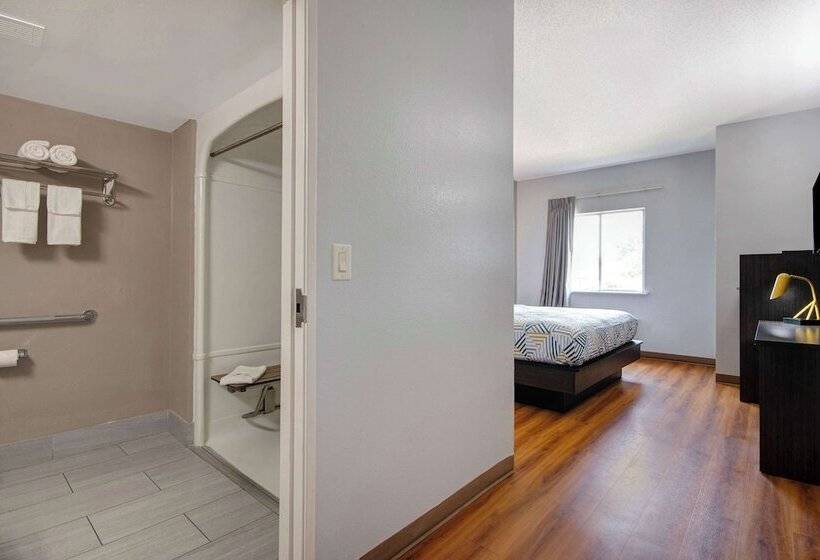 Motel 6 San Antonio, Tx South