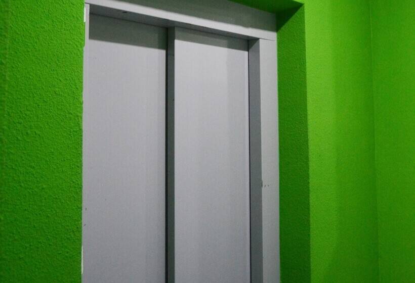 Motion Chueca Hostel