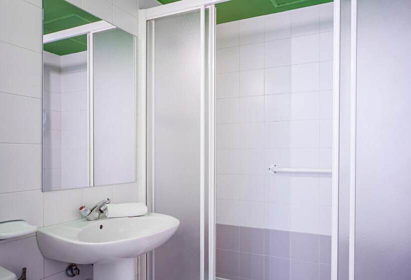 Motion Chueca Hostel