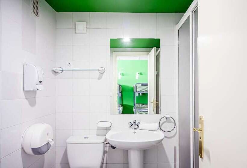 Motion Chueca Hostel