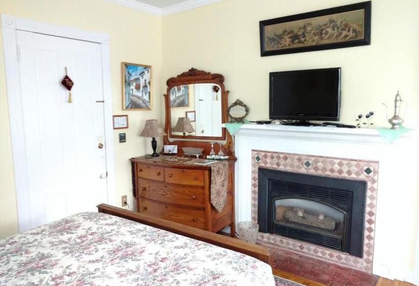 Armistead Cottage B&b