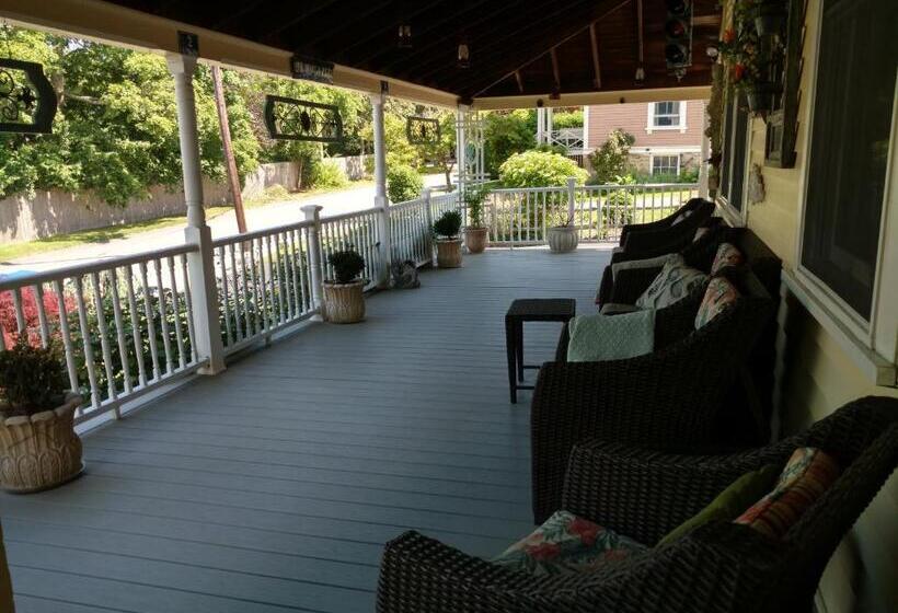 Armistead Cottage B&b