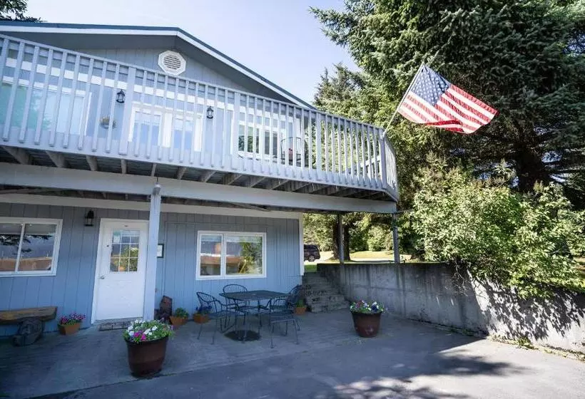 ベッドアンドブレックファースト Bears Den Alaska Lodging