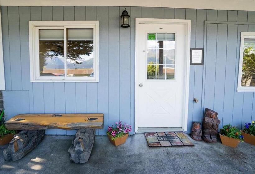 Bed and Breakfast Bears Den Alaska Lodging