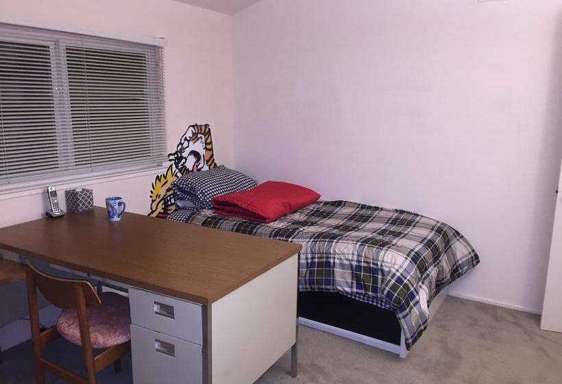 צימר Saratoga House   Cars Available