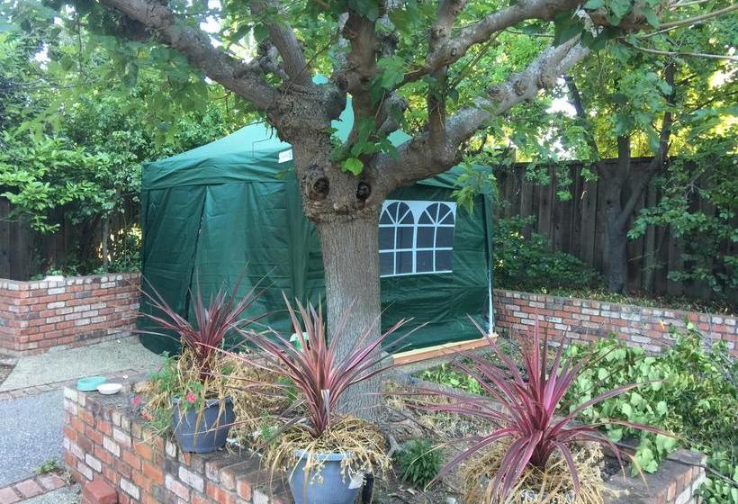 צימר Saratoga House   Cars Available