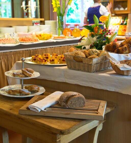 مبيت وإفطار Tirolerin Garni