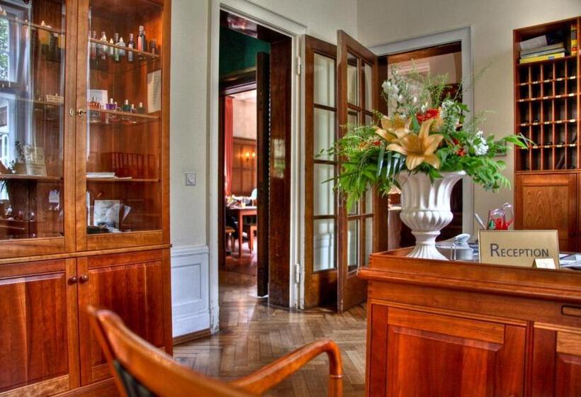 Bio  Und Gesundheitshotel Gutshaus Stellshagen