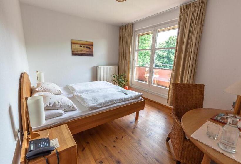 Bio  Und Gesundheitshotel Gutshaus Stellshagen