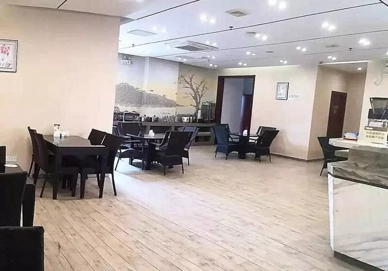 Hotelli Greentree Inn Jiangsu Nantong Haimen Sanchang North Wangjiang Road Business