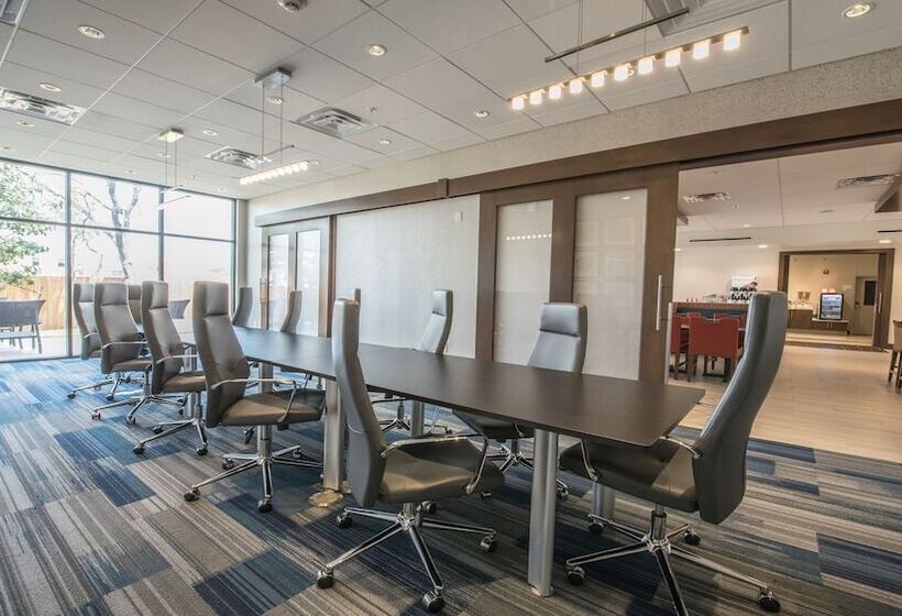 호텔 Holiday Inn Express & Suites   Dripping Springs   Austin Area, An Ihg