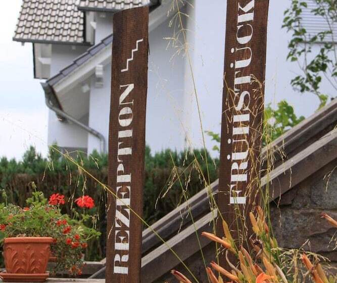 Отель Mein Klein