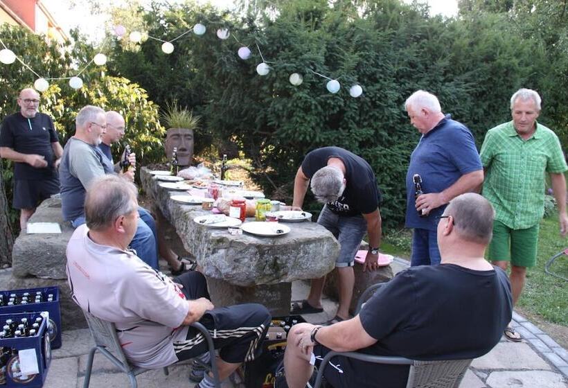 Отель Mein Klein