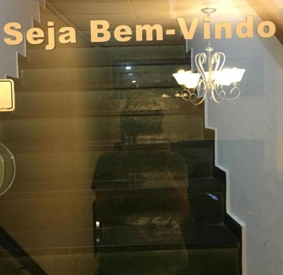 בית מלון כפרי Podium