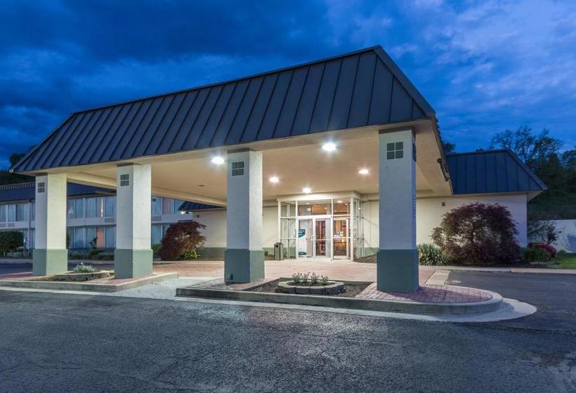 فندق Suburban Extended Stay