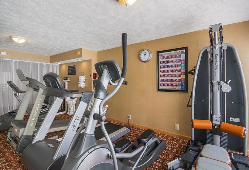 فندق Suburban Extended Stay