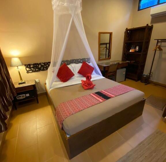 Ombak Dive Resort Perhentian Island