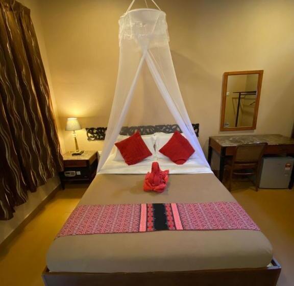 Ombak Dive Resort Perhentian Island