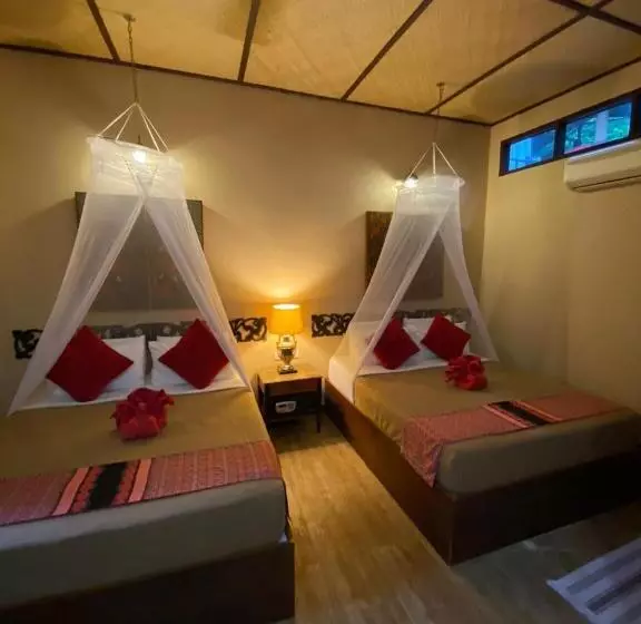 Ombak Dive Resort Perhentian Island