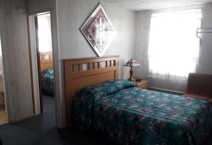 Suitcase Motel & Travel