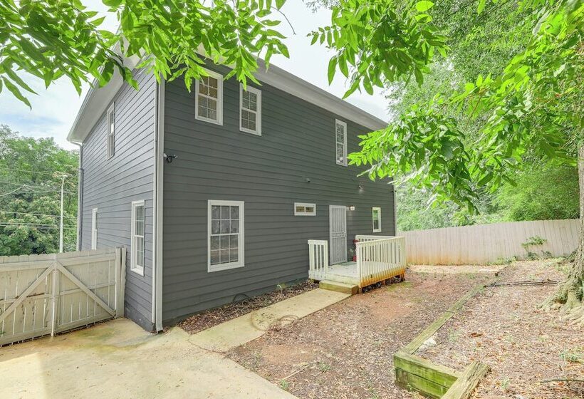 ~ 1/2 Mi To Mercedes Benz Stadium: Atlanta Home