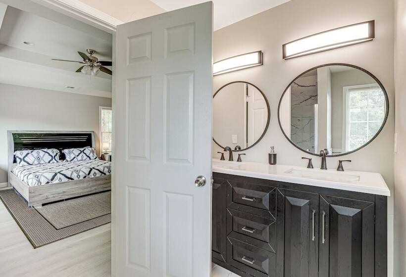 ~ 1/2 Mi To Mercedes Benz Stadium: Atlanta Home