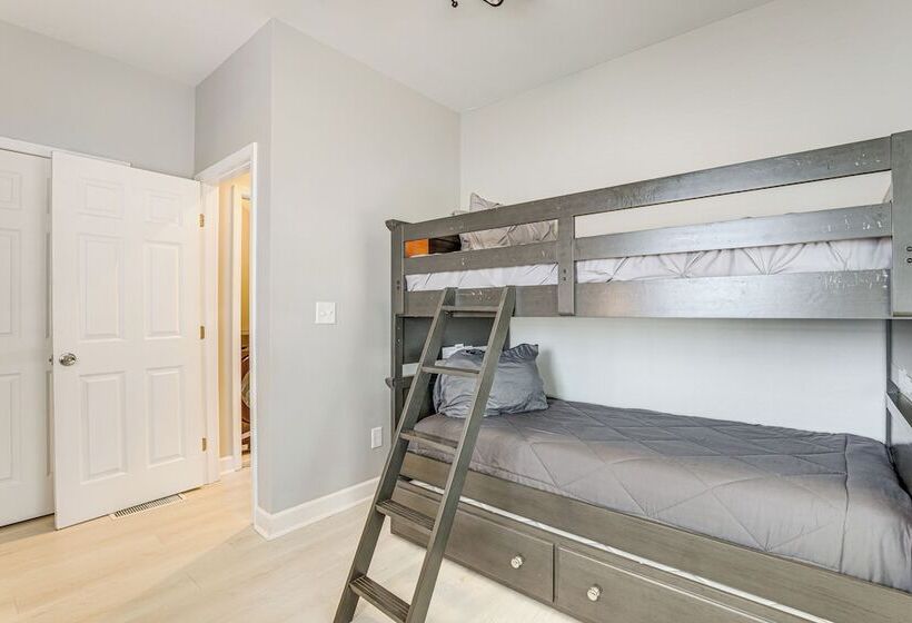 ~ 1/2 Mi To Mercedes Benz Stadium: Atlanta Home