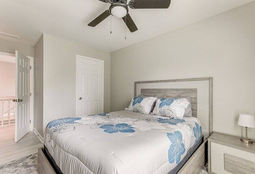 ~ 1/2 Mi To Mercedes Benz Stadium: Atlanta Home