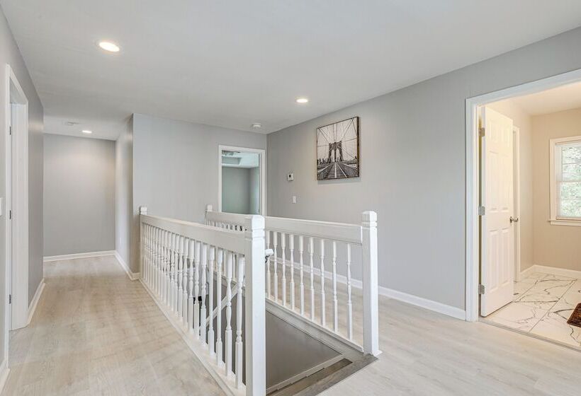 ~ 1/2 Mi To Mercedes Benz Stadium: Atlanta Home