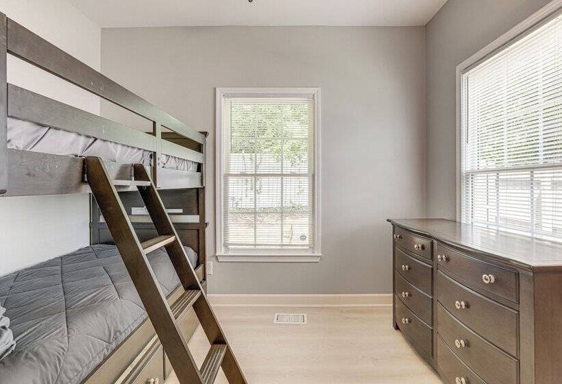 ~ 1/2 Mi To Mercedes Benz Stadium: Atlanta Home