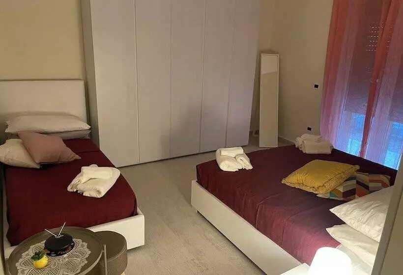تختخواب و صبحانه Casadora