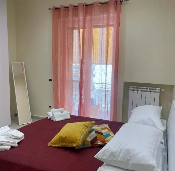تختخواب و صبحانه Casadora